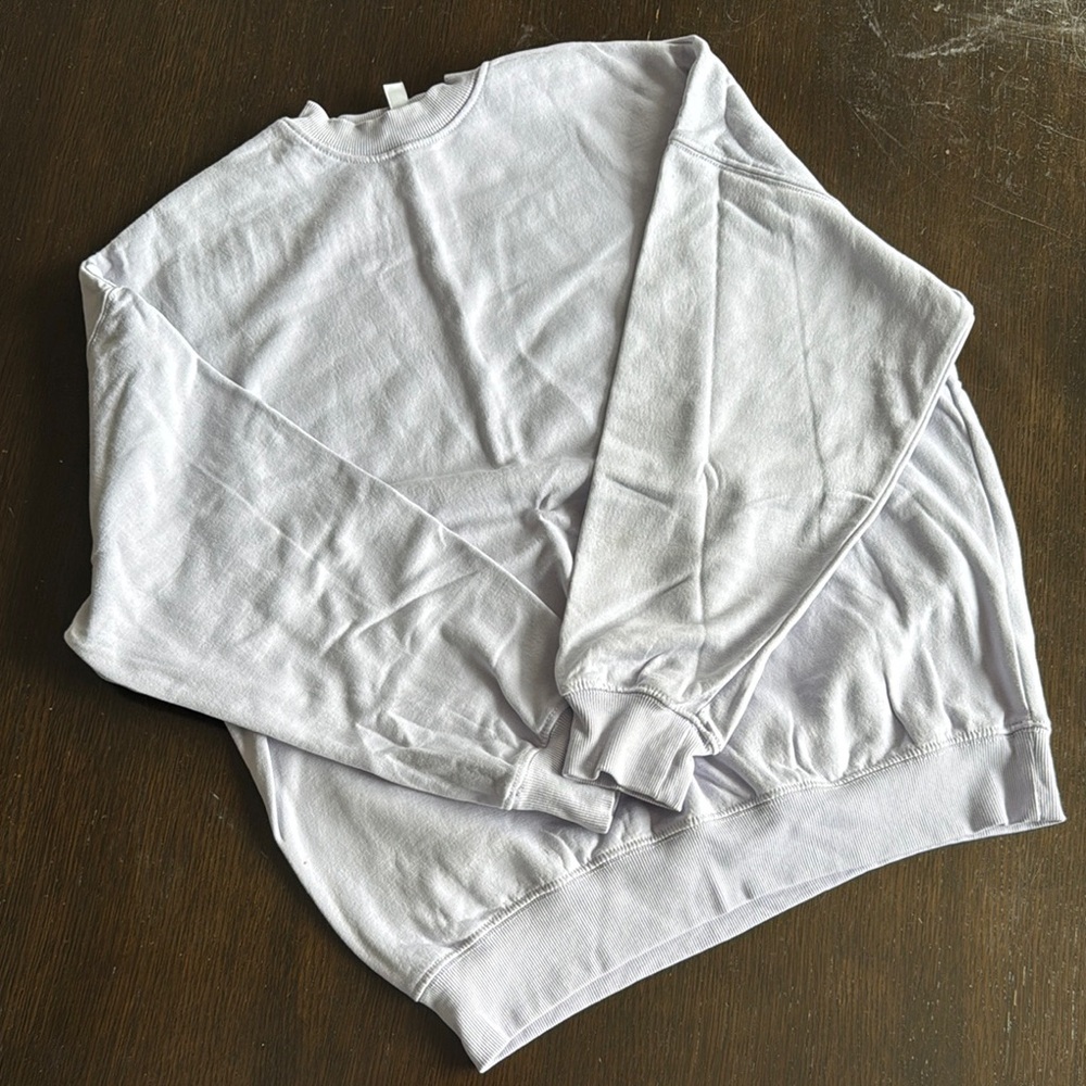 H&M Divided Light Gray Sweatshirt